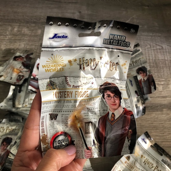 Harry Potter Die Cast Figurines 20 pieces NIB - Picture 5 of 5